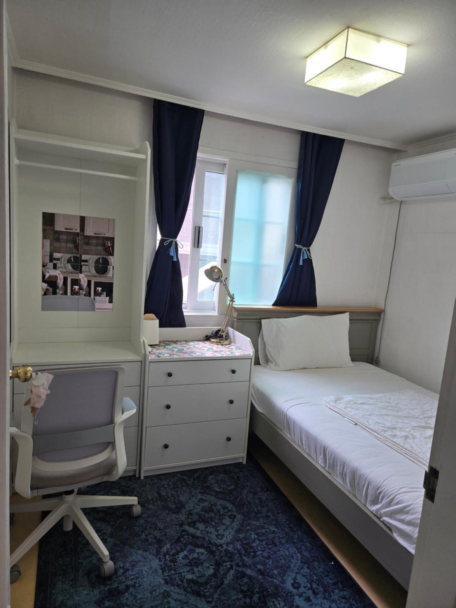 Sophie House Foreigners Only Homestay *